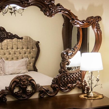 Central Luxury Antique Apartment Warna Exterior foto