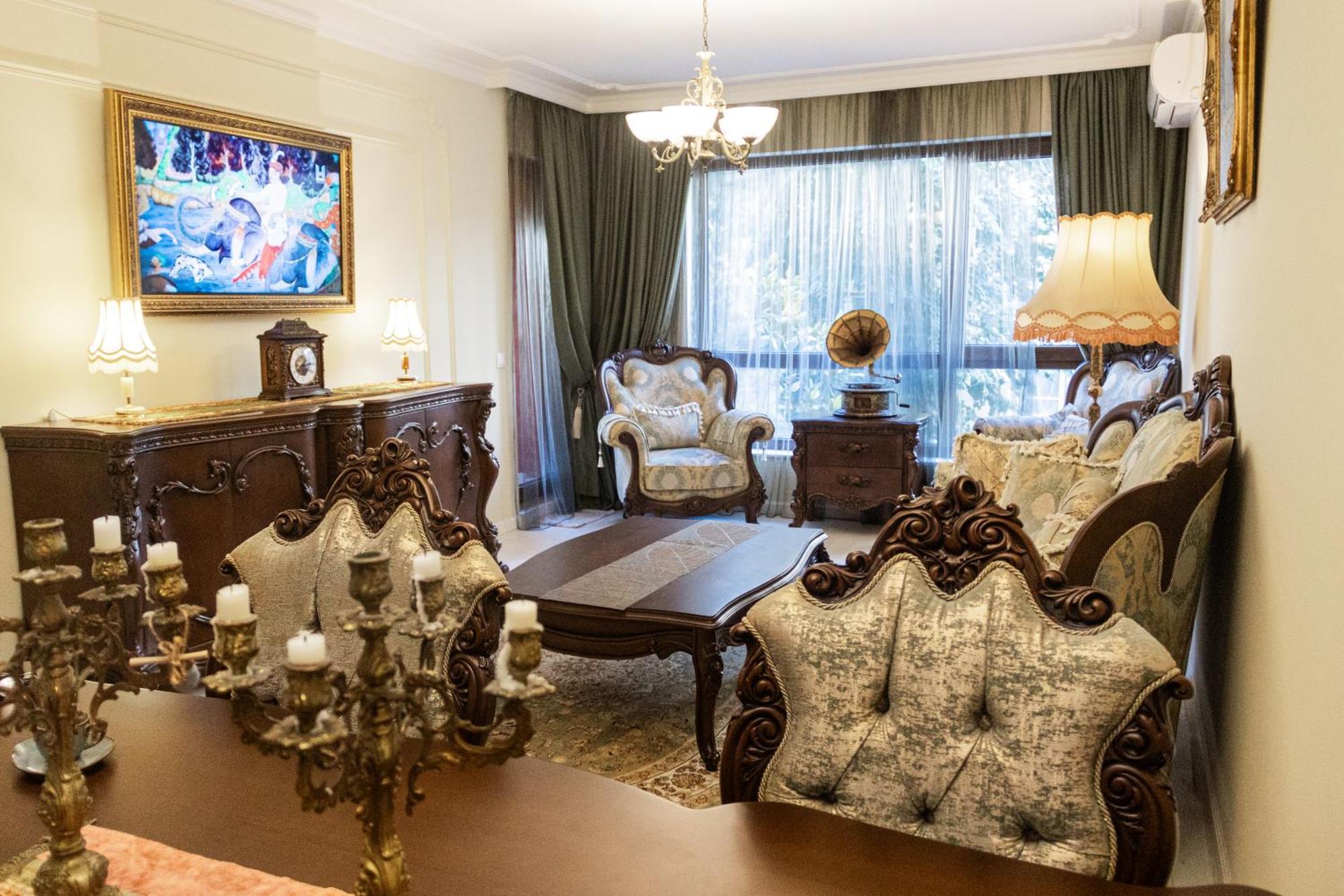 Central Luxury Antique Apartment Warna Exterior foto