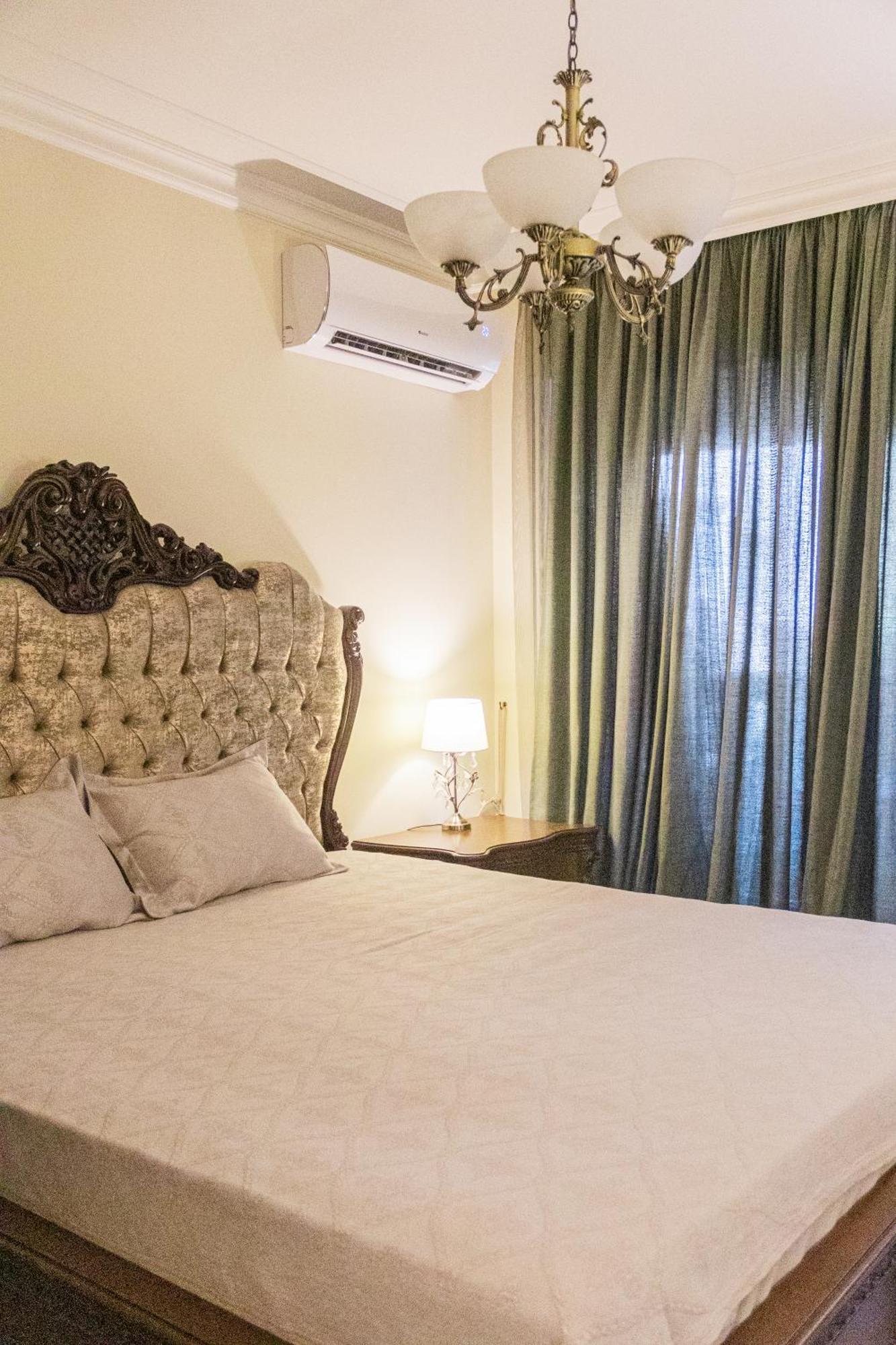 Central Luxury Antique Apartment Warna Exterior foto